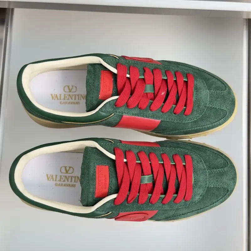 Valentino Sneakers UPVILLAGE — Photo 3