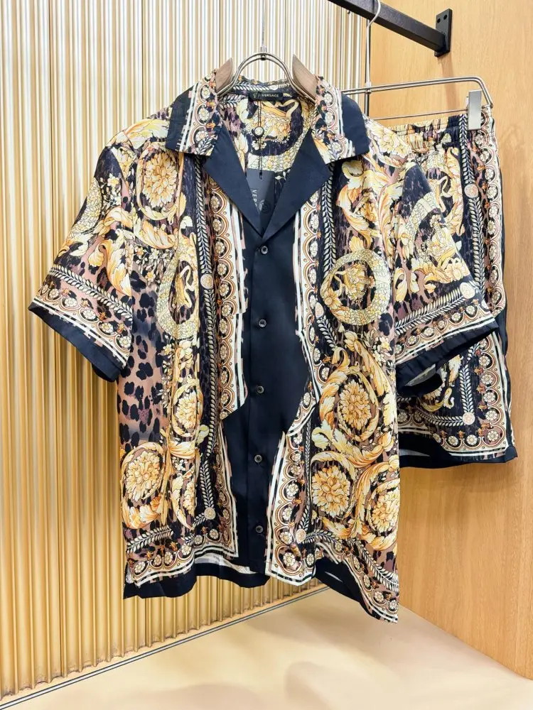 Versace — Костюм чоловічий