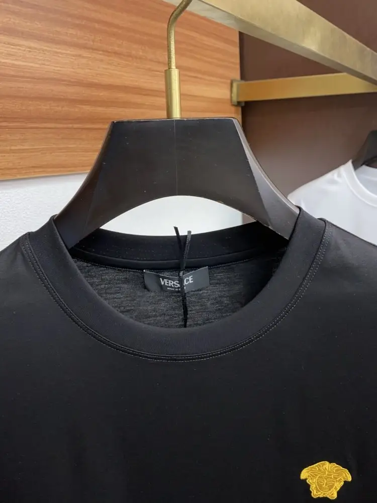 Versace T-shirt men's — Photo 3