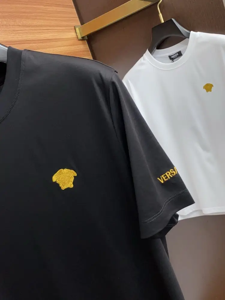Versace T-shirt men's — Photo 4