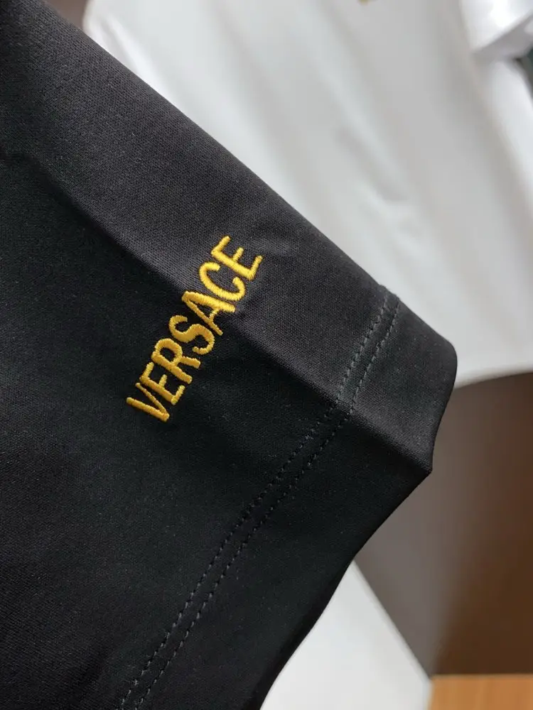 Versace T-shirt men's — Photo 5